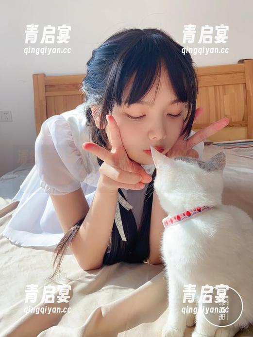 清纯与风骚？来瞧瞧稚乖画册的绝妙搭配，套图下载保你惊艳！