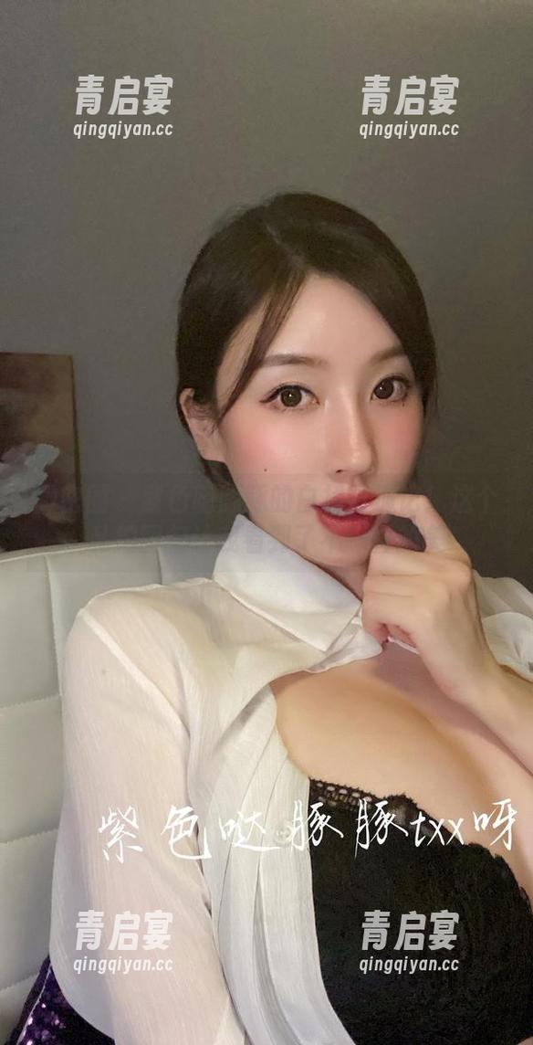微密圈 - 紫色哒豚豚的白裙奇遇记！这个私拍图包让我看到了不一样的美
