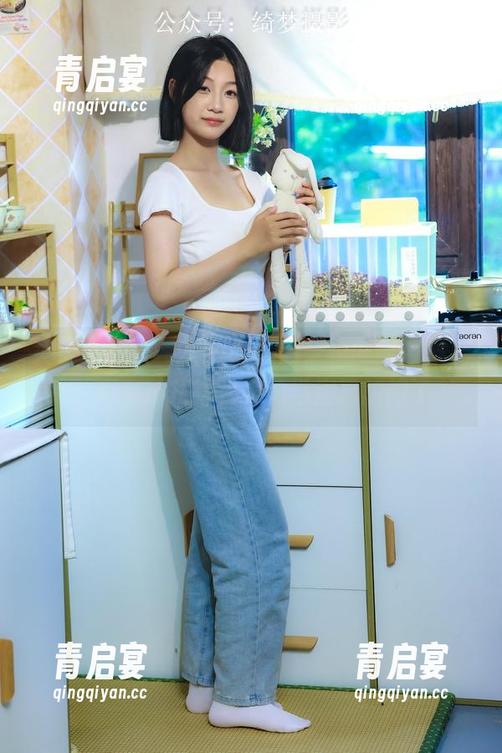 绮梦摄影-晨晨 绮梦摄影 - 写真里的晨晨,校服显得很文化,哦,那扎得松松的马尾真的绝了~