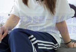 绮梦摄影 – 今天决定翻一翻《楠楠美脚写真图册》，挖掘隐藏的购物欲…
