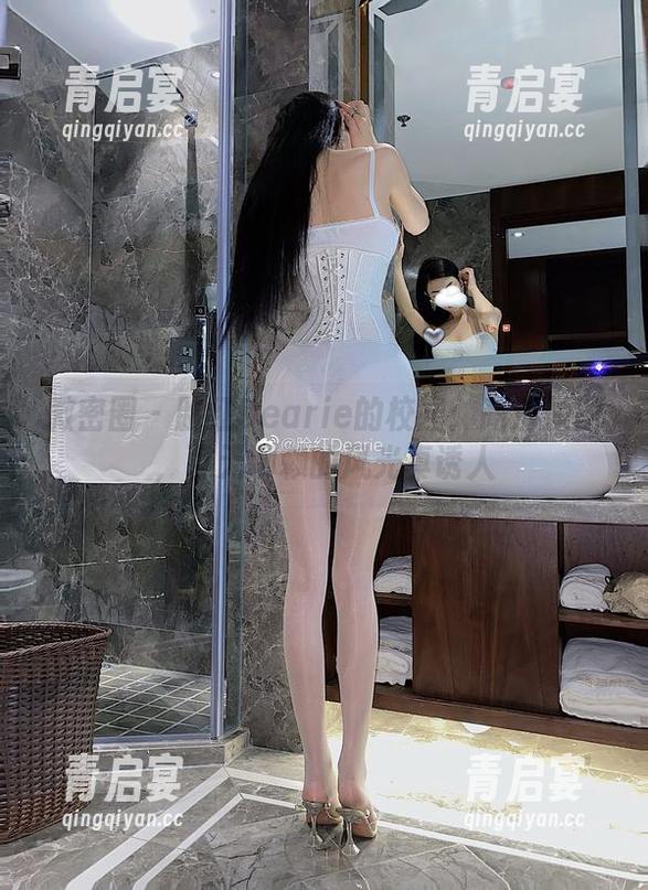 微密圈 - 脸红Dearie的校园：高清原图，百无聊赖的风光真诱人