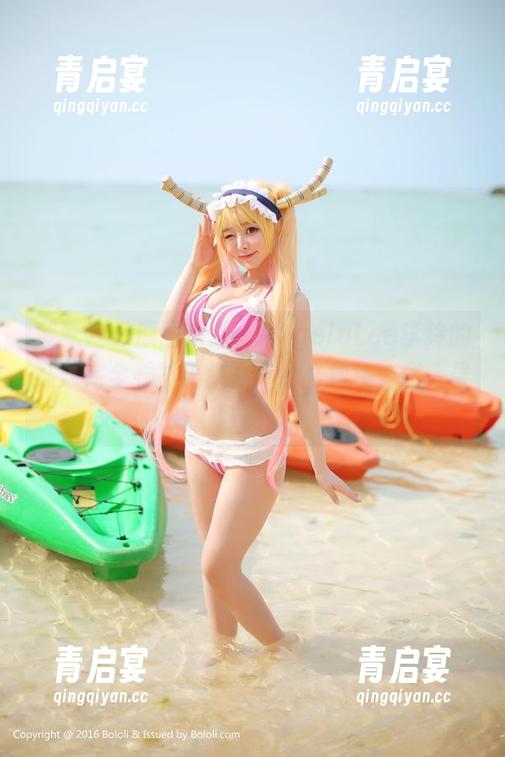 菠萝社-AngelaLee李玲 菠萝社 - 原图放送,AngelaLee李玲的妹妹完全看不出来是个什么角色,耐人寻味啊。