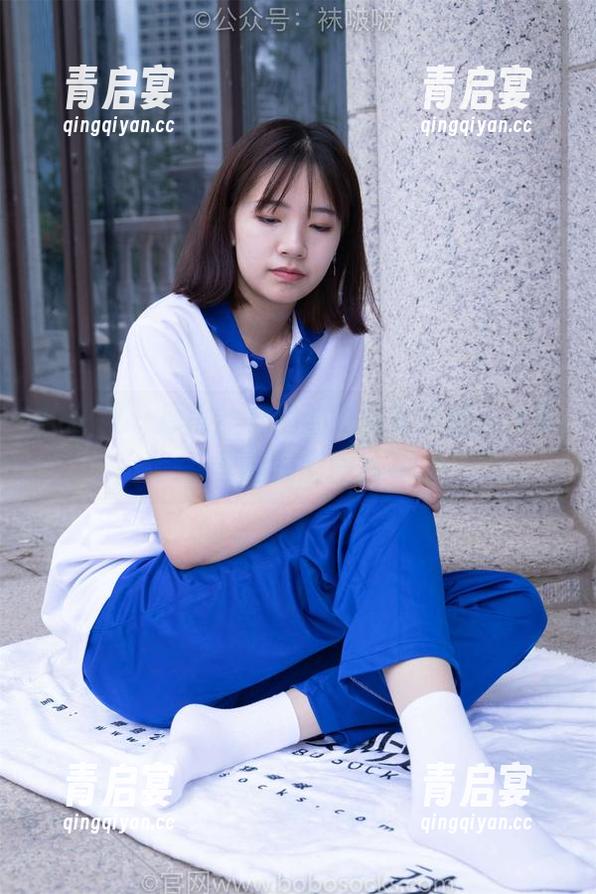 袜啵啵 - 厚黑丝与奶油的极致碰撞，合集里的精彩图片