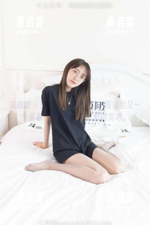 袜啵啵 - 奶油与比基尼，是美图背后又一个资源，让我们一起默默欣赏吧。