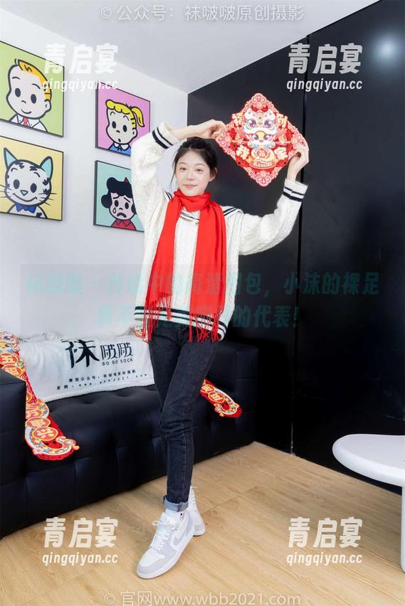 袜啵啵 - 传说中的高清图包，小沫的裸足真不愧是美腿界的代表！