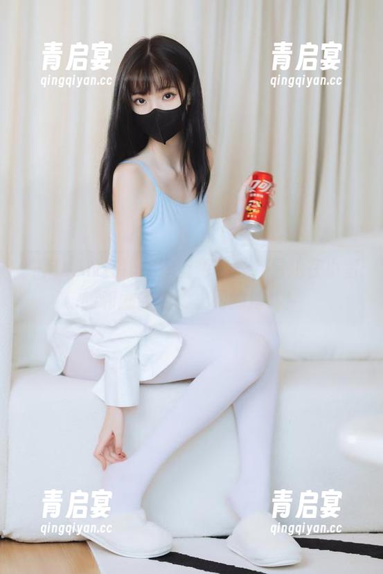 许岚LAN在线演绎蓝色芭蕾，看她在小蛮腰和剧烈旋转之间的搏斗！
