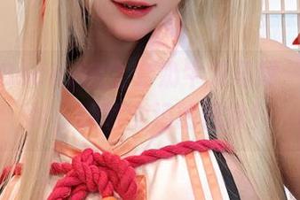 贝贝琪Becky的全套奶牛双马尾，踢踢皮球，嗨翻全场的日常！