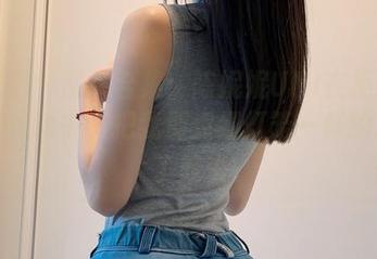 微密圈 – 图片合集：陈妮妮UNI在拒绝和迎接互动中，把我那点红灯笼一样的心提了起来