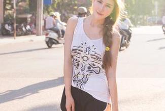 青豆客 – 梁莹Sugar与浴缸的邂逅——无圣光合集，流动间的轻微挑逗。