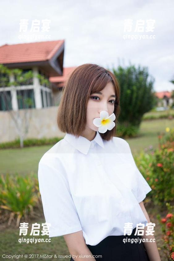魅妍社 - 李梓熙校园美图合集：穿行于校园的那份自然，居然让我想起了老电影场景。