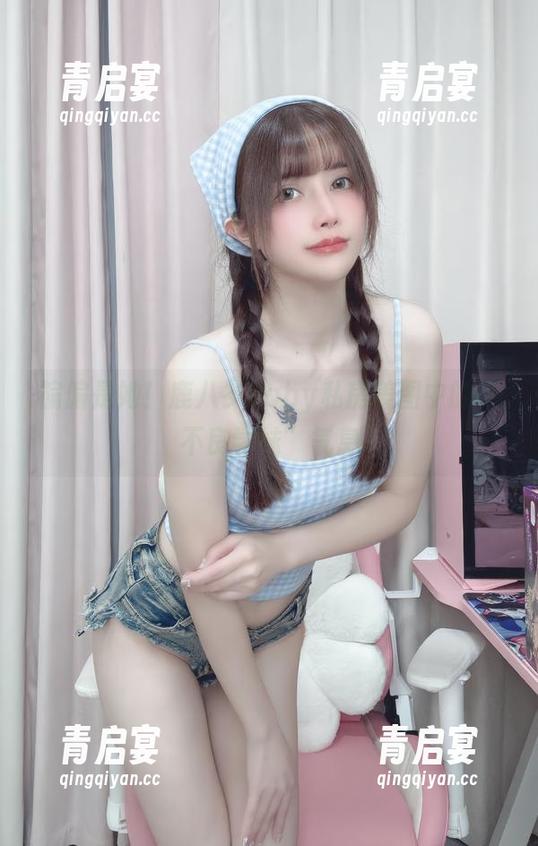 鹿八岁baby 偏偏是她!鹿八岁baby私房美图中的“不良学妹”气息